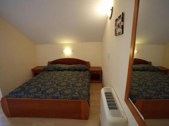 Studio Apartmani Bijeli Delfin Biograd Na Moru Ngoại thất bức ảnh